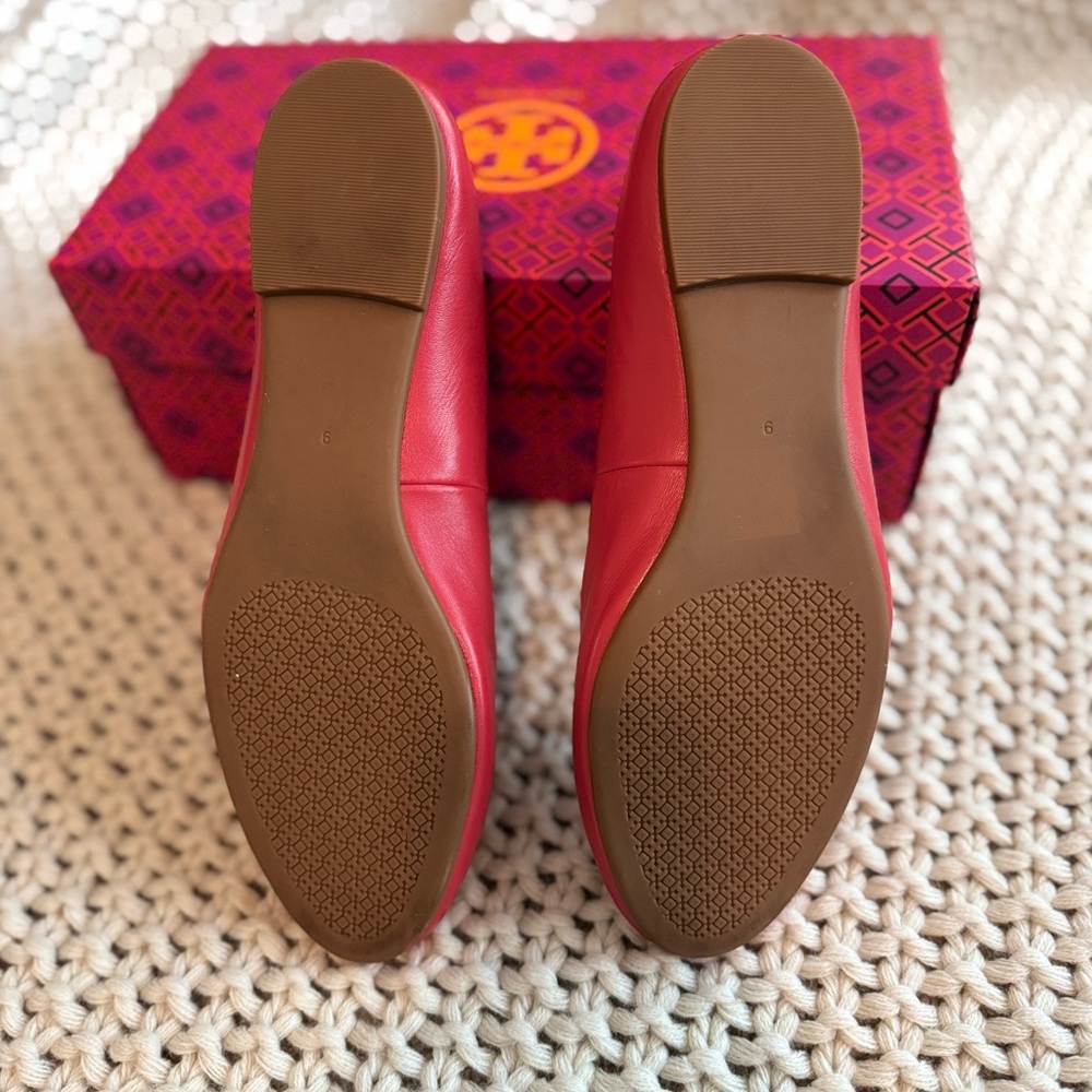 Tory Burch Red Flats with Gold Logo - Picture 3 of 5